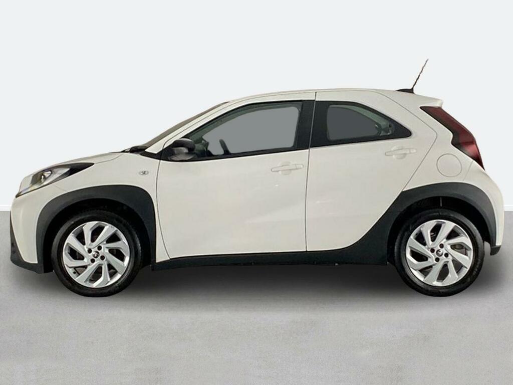 Toyota Aygo X 1.0 Vvt-i Pure MW72UUN White #6