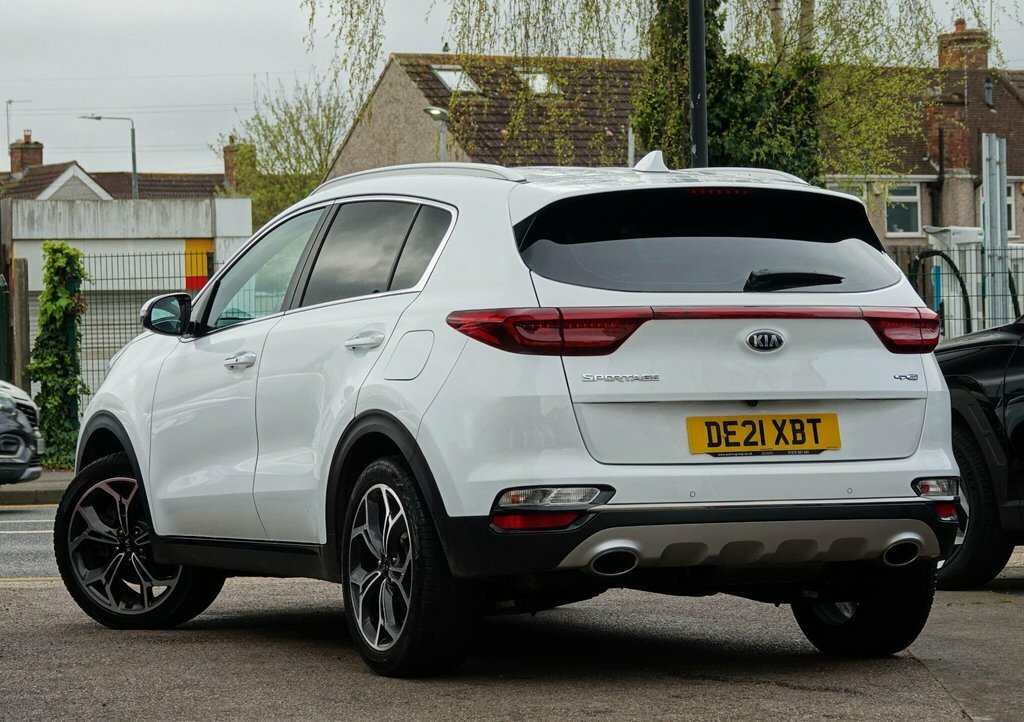 Kia Sportage 1.6 Crdi Mhev Gt-line Suv Hybrid Dct Eu DE21XBT White #3