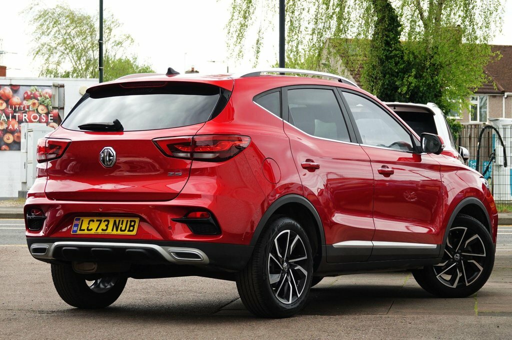MG ZS 1.5 Vti-tech Exclusive Suv Euro LC73NUB Red #4
