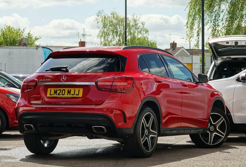 Mercedes-Benz GLA Class 1.6 Gla180 Amg Line Edition Suv 7G-dct LM20MJJ Red #4