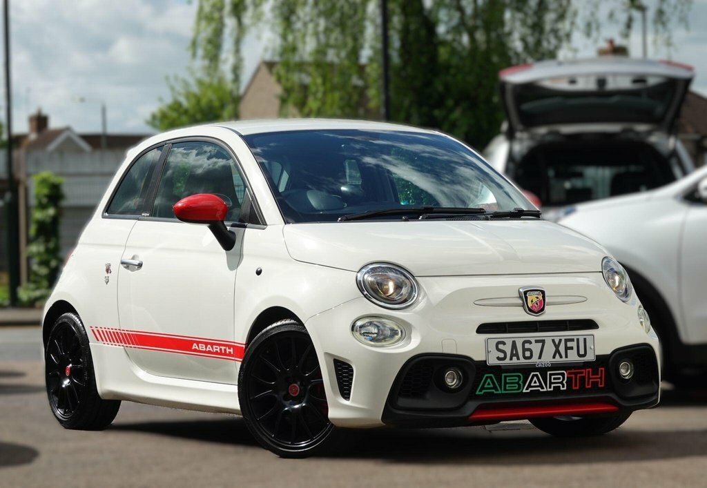 Abarth 595 1.4 T-jet Trofeo Hatchback Euro White