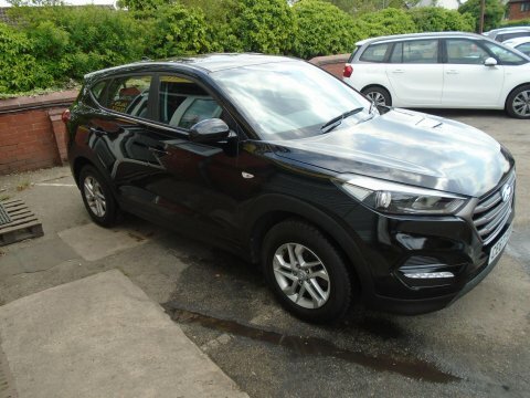 Hyundai Tucson 1.7 Crdi Blue CE67SVP Black #4