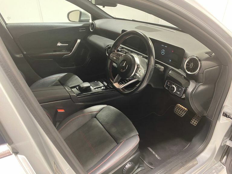 Mercedes-Benz A Class A200d 2.0 150Ps 8G-dct Amg Line 5Dr. KM21BNZ Silver #2