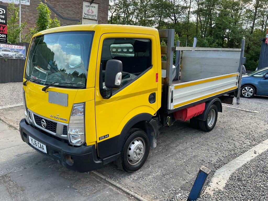 Nissan NT400 2.5L Null White #23