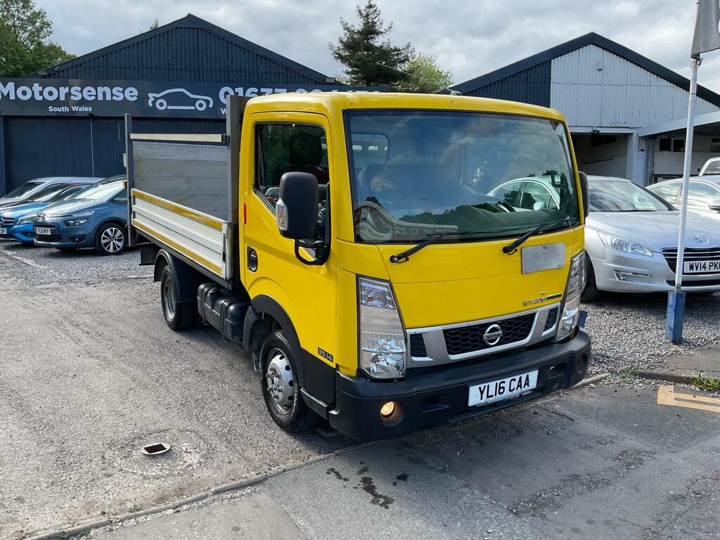 Nissan NT400 2.5L Null White #35