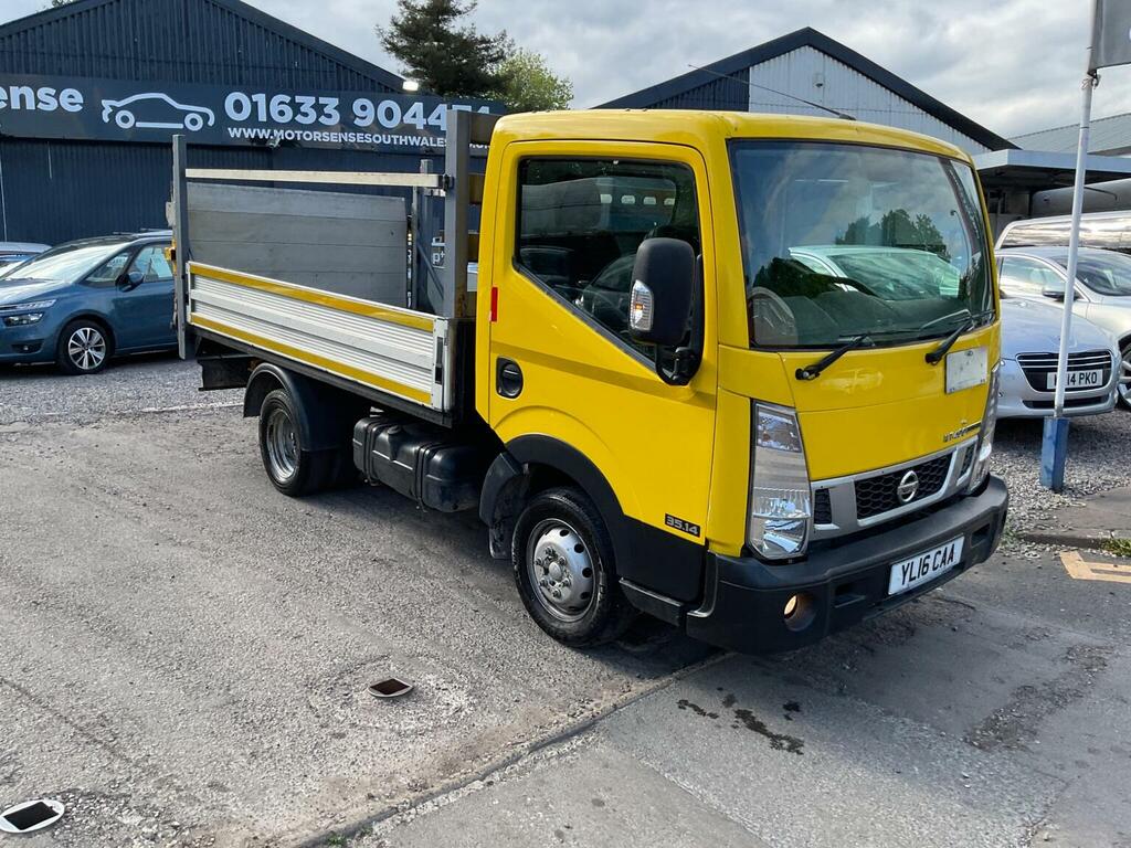 Nissan NT400 2.5L Null White #42