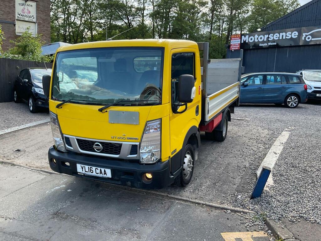 Nissan NT400 2.5L Null White #29