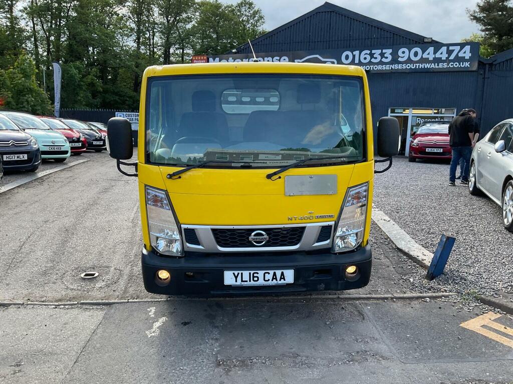 Nissan NT400 2.5L Null White #32