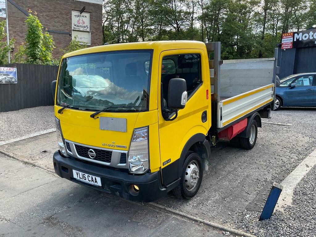 Nissan NT400 2.5L Null White #21