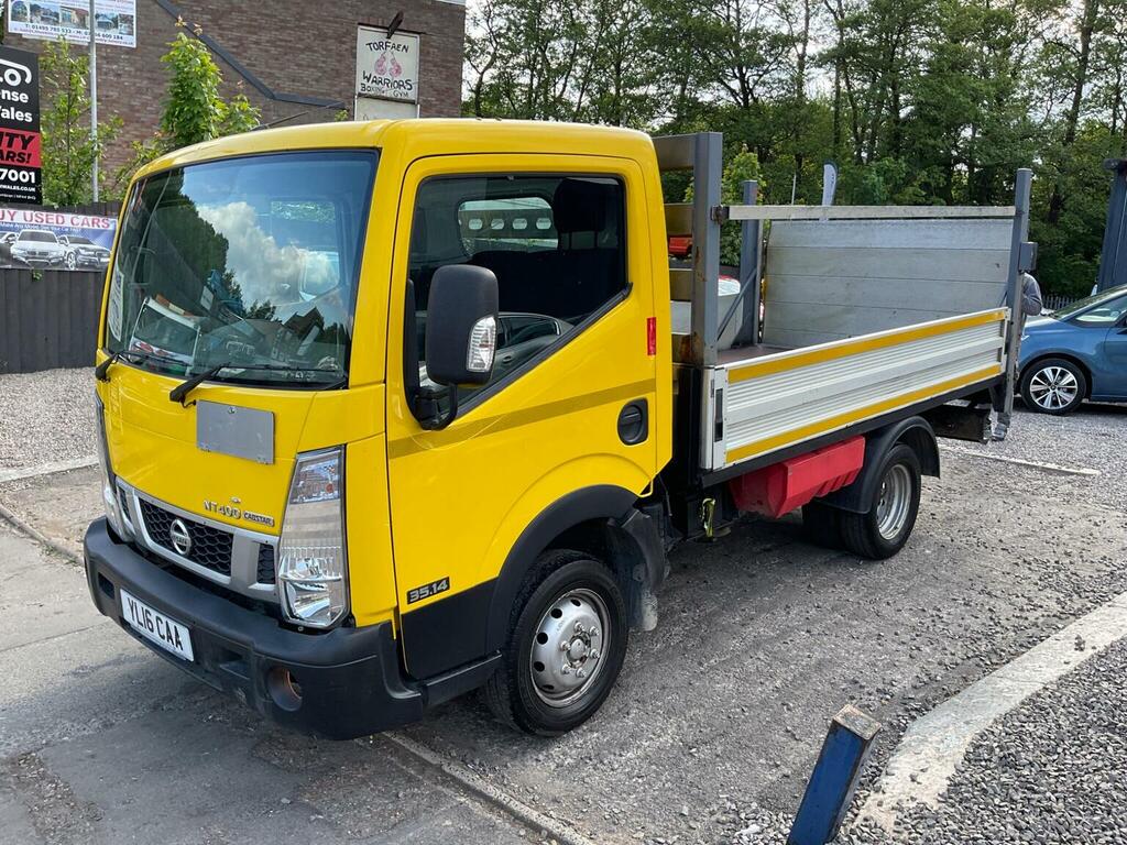 Nissan NT400 2.5L Null White #24