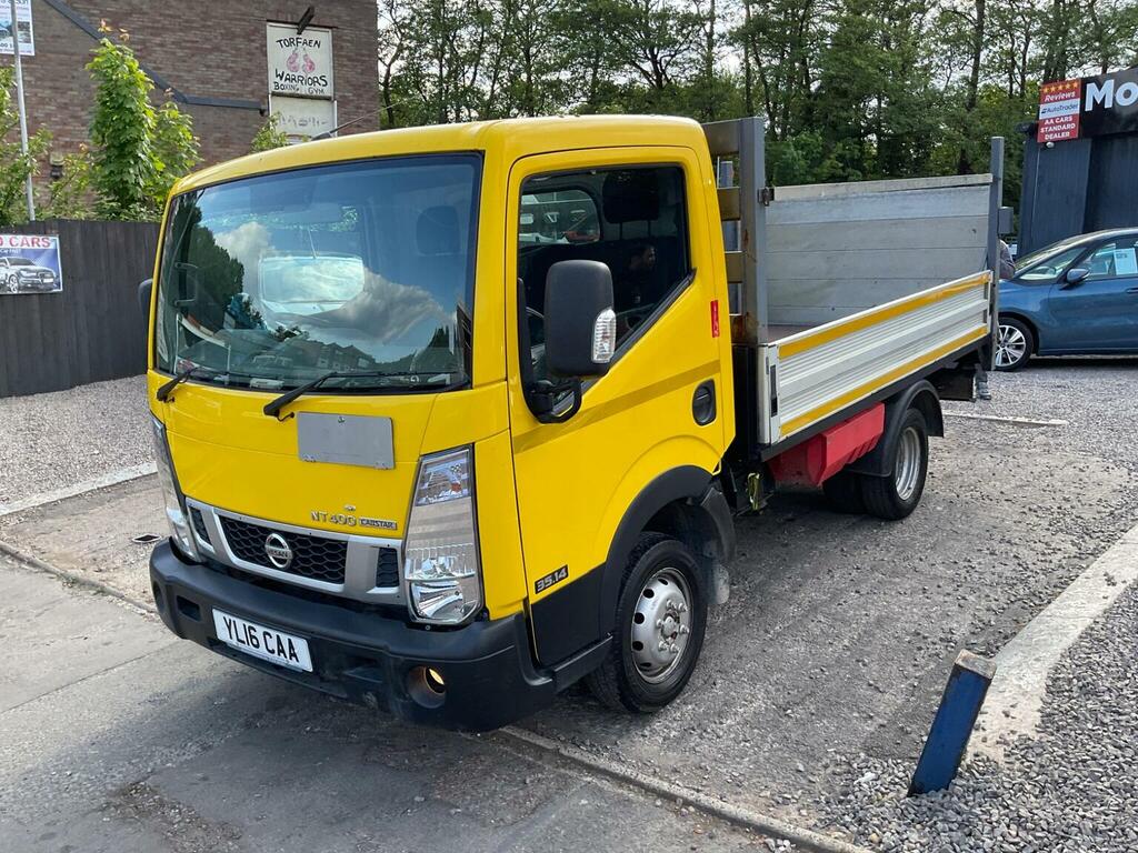 Nissan NT400 2.5L Null White #22