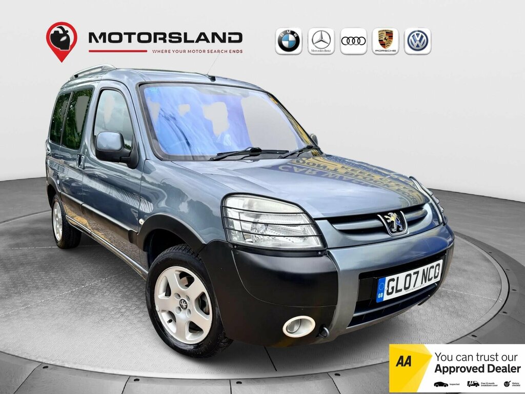 Peugeot Partner Escapade Grey #1