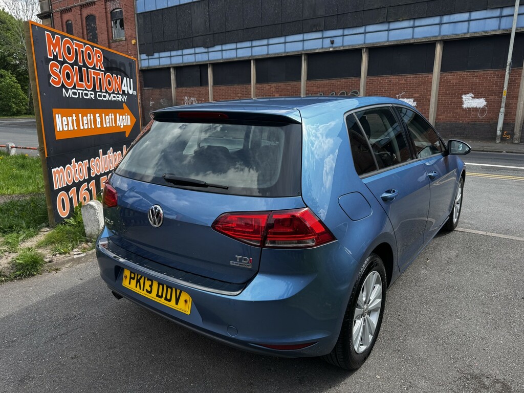 Volkswagen Golf Hatchback 1.6 Tdi Bluemotion Tech Se 201313 PK13DDV Blue #2
