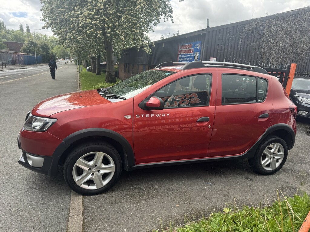 Dacia Sandero Stepway Hatchback 1.5 Stepway Laureate Dci 90 201666 CE66MLV Red #6