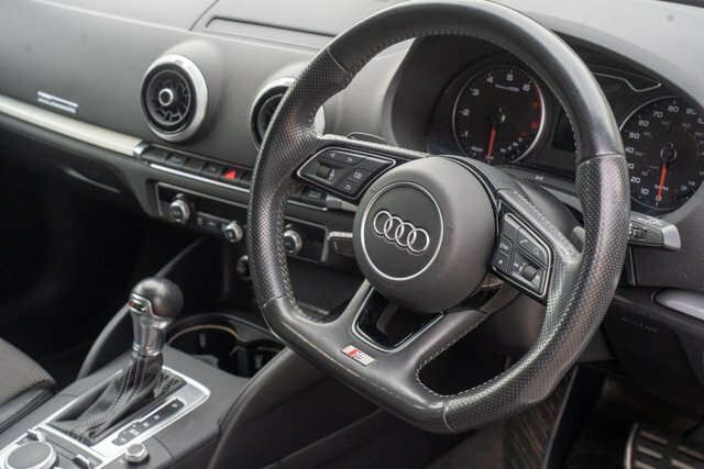 Audi A3 2018 1.5 Tfsi Cod Black Edition Sportback Petr MF18ZZS Black #5