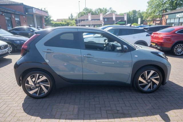 Toyota Aygo X 2024 1.0 Vvt-i Edge Hatchback Eu Green #3