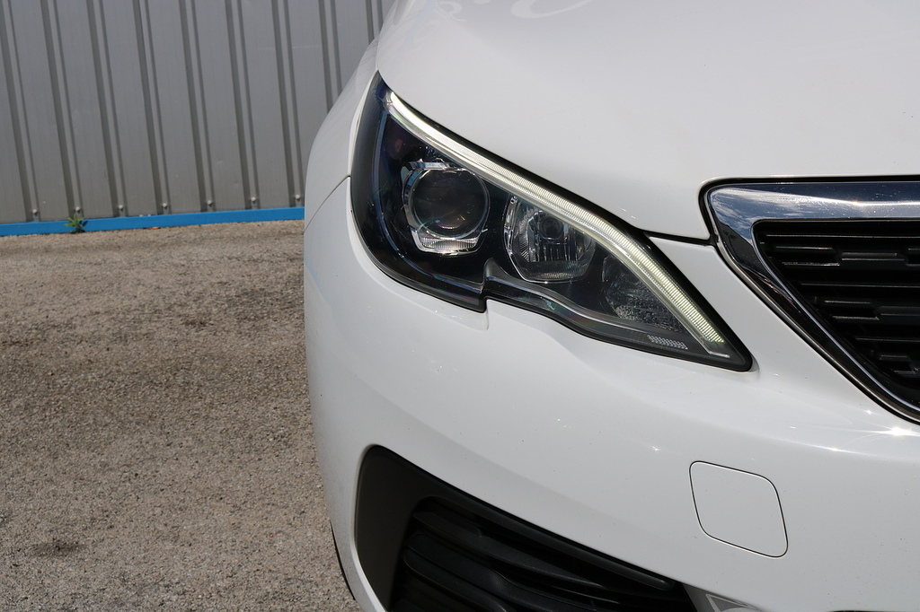 Peugeot 308 Bluehdi Access DK18DVO White #2
