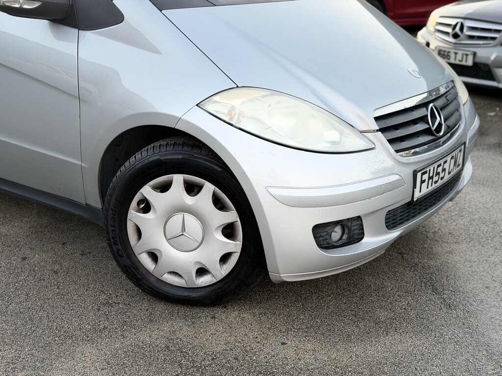Mercedes-Benz A Class Hatchback 1.5 A150 Classic Se 200555 FH55CMZ Silver #2