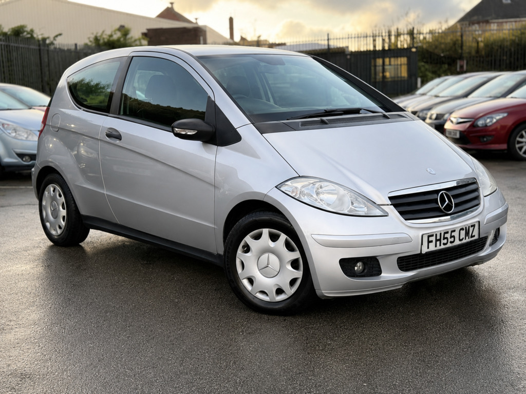 Mercedes-Benz A Class Hatchback 1.5 A150 Classic Se 200555 Silver