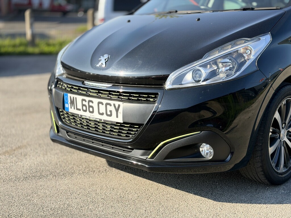 Peugeot 208 Hatchback 1.2 Puretech Active Design Lime Euro 6 5 ML66CGY Black #4