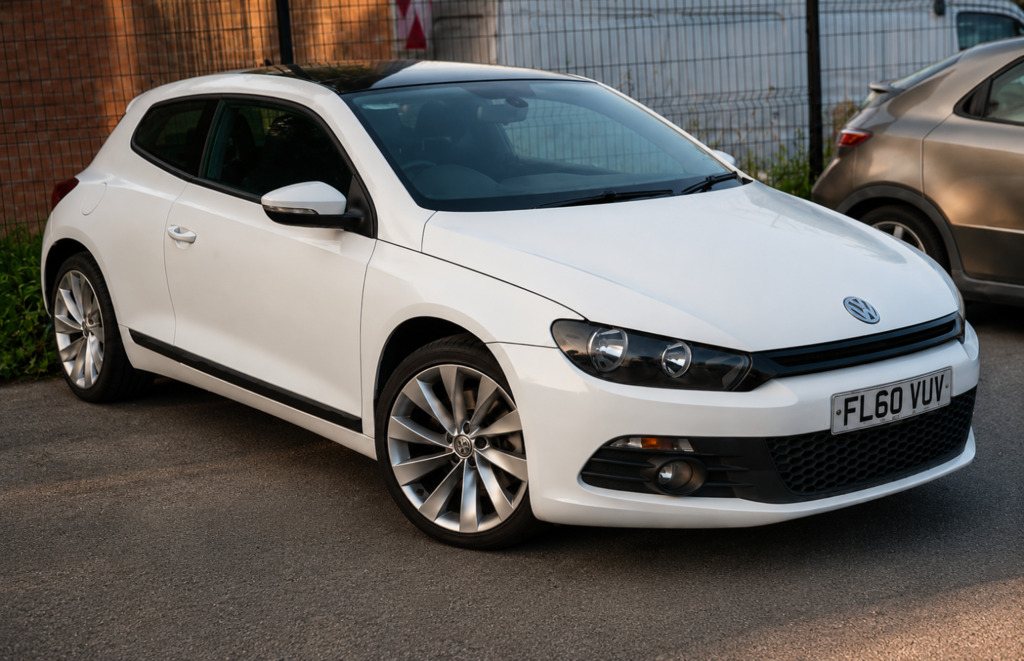 Volkswagen Scirocco Hatchback 2.0 Tdi Gt 201060 White