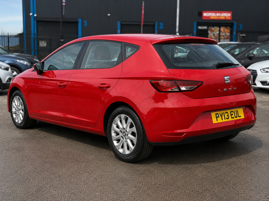 Seat Leon Hatchback 1.2 Tsi Se 201313 PY13EUL Red #4