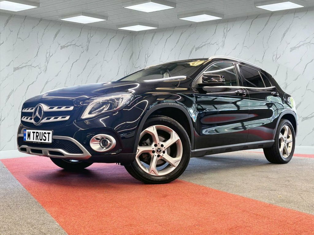 Mercedes-Benz GLA Class 1.6L Se FX68VTY Black #5