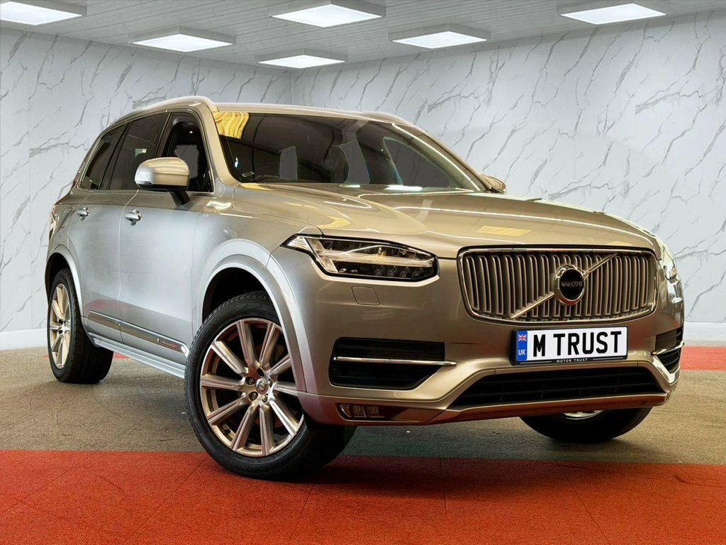 Volvo XC90 2L Inscription Silver
