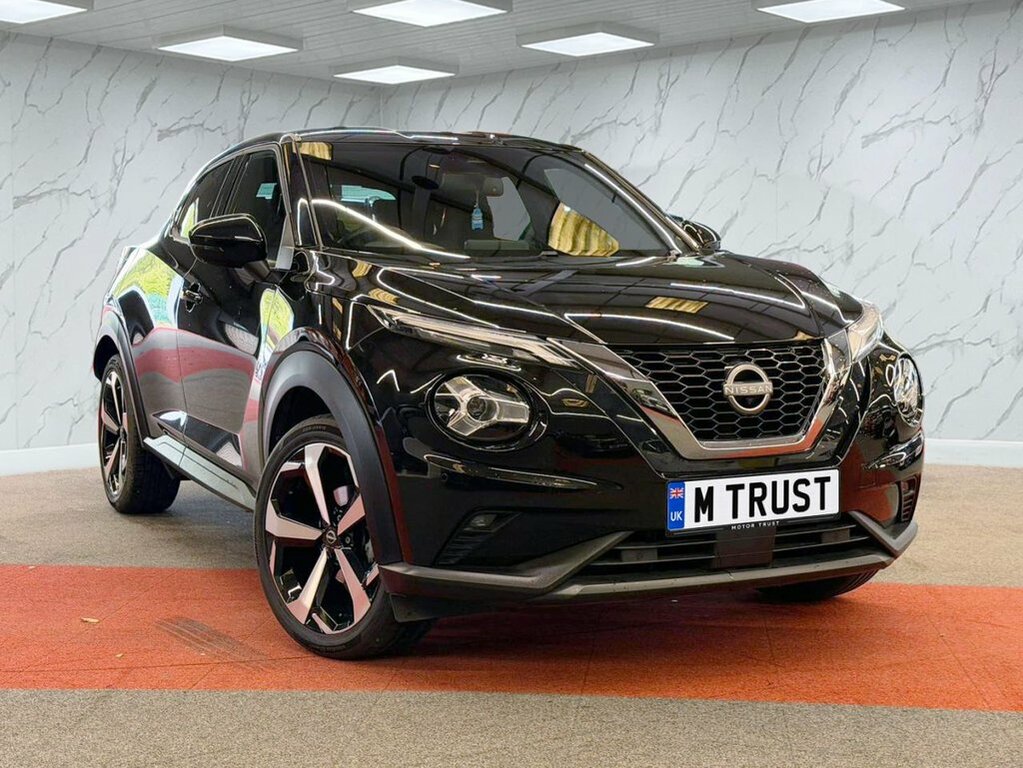 Nissan Juke 1L Tekna Black