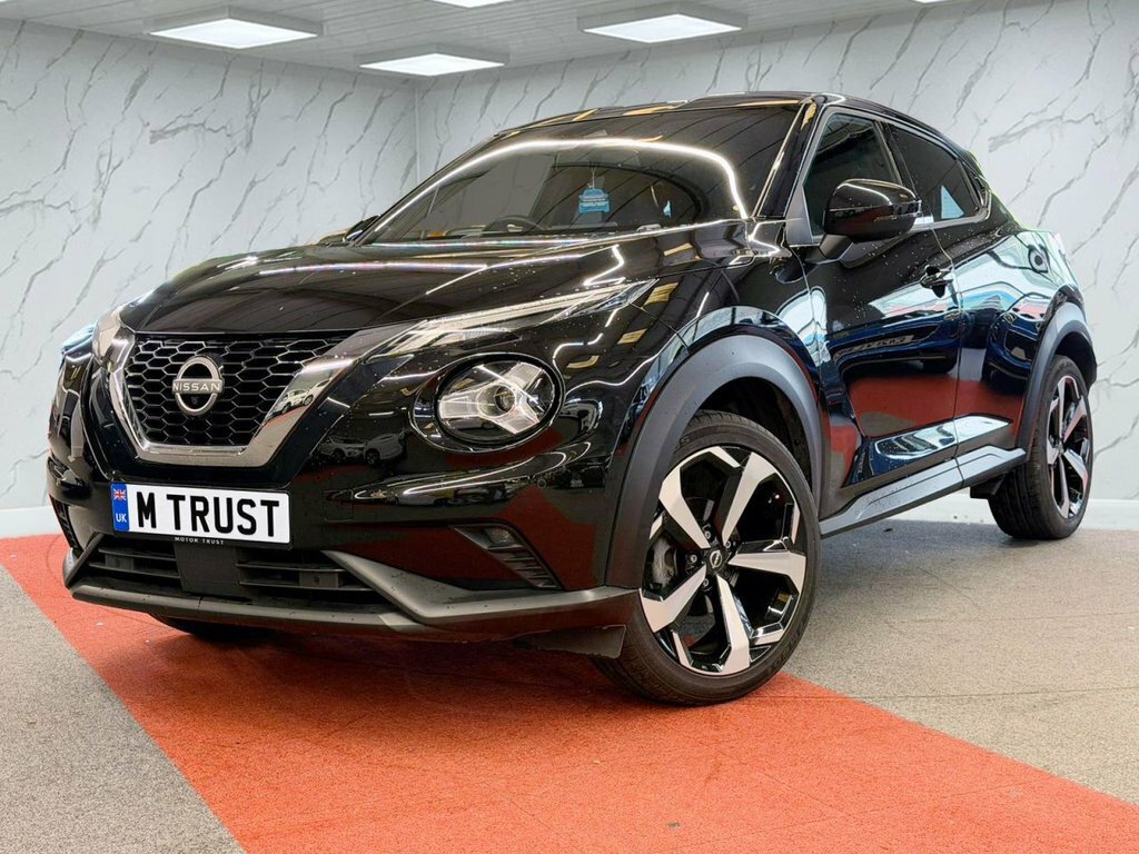 Nissan Juke 1L Tekna LN73OLX Black #3