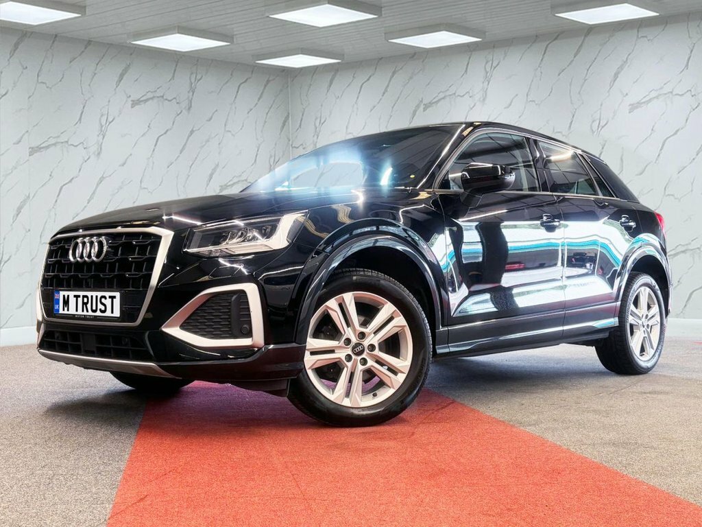 Audi Q2 1L Sport NX22SVA Black #4