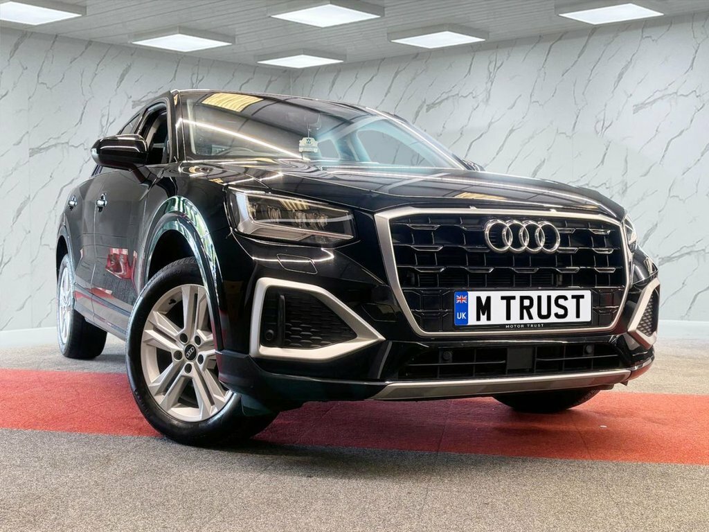 Audi Q2 1L Sport Black