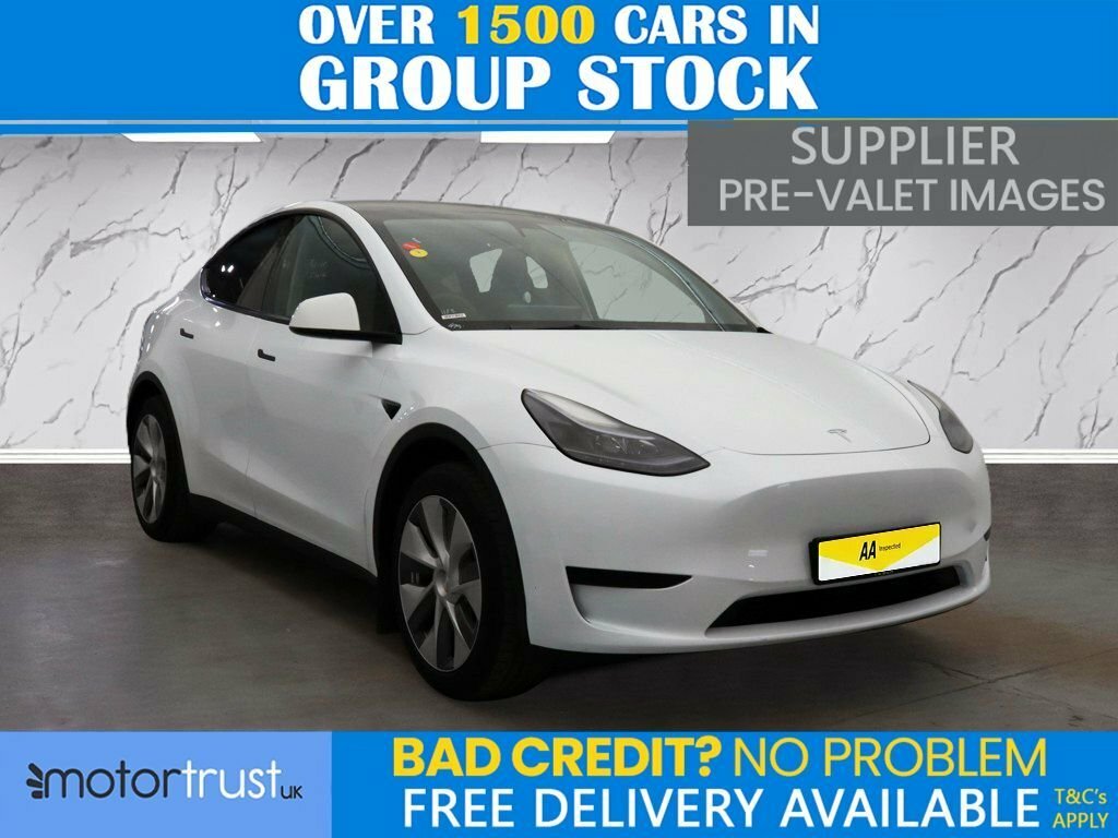 Tesla Model Y Suv White