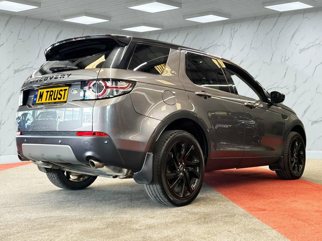 Land Rover Discovery Sport 2L Hse Black YB66YRM Grey #5