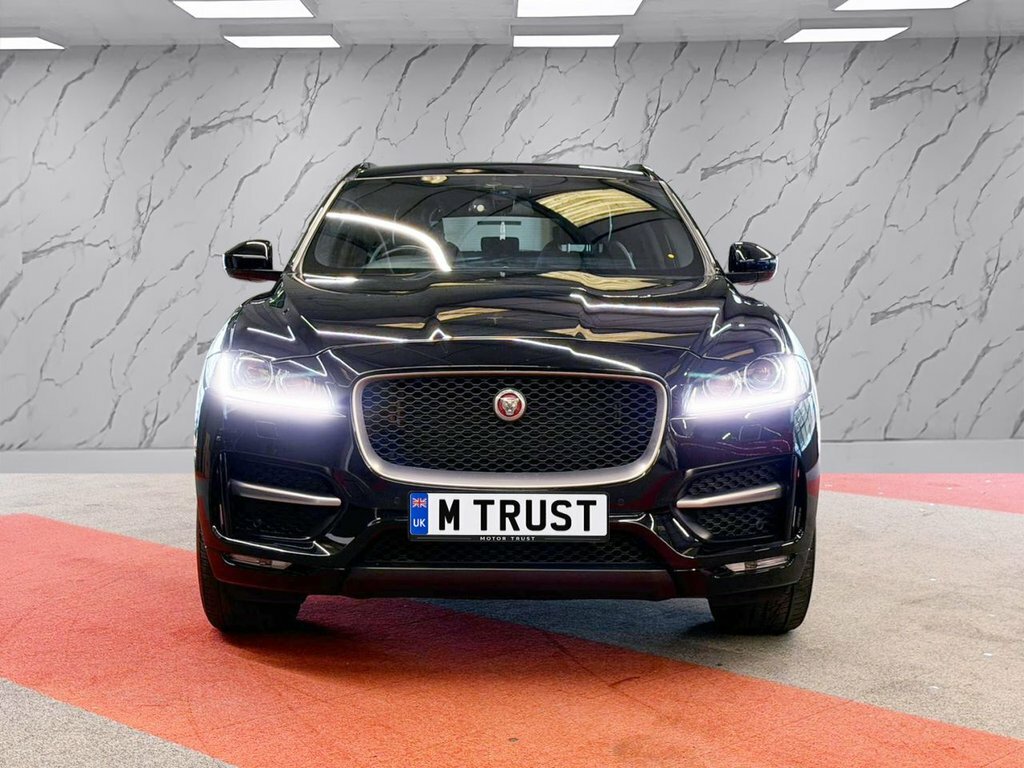 Jaguar F-Pace Suv AE68UKO Black #2
