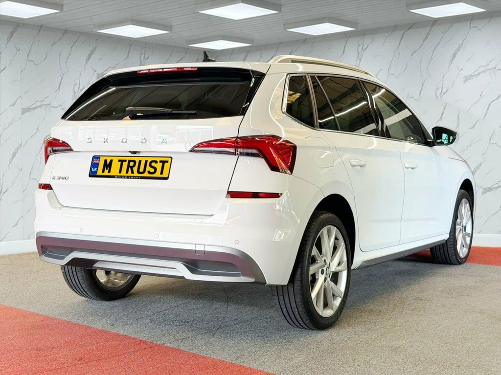 Skoda Kamiq 1L Se L Executive White #5