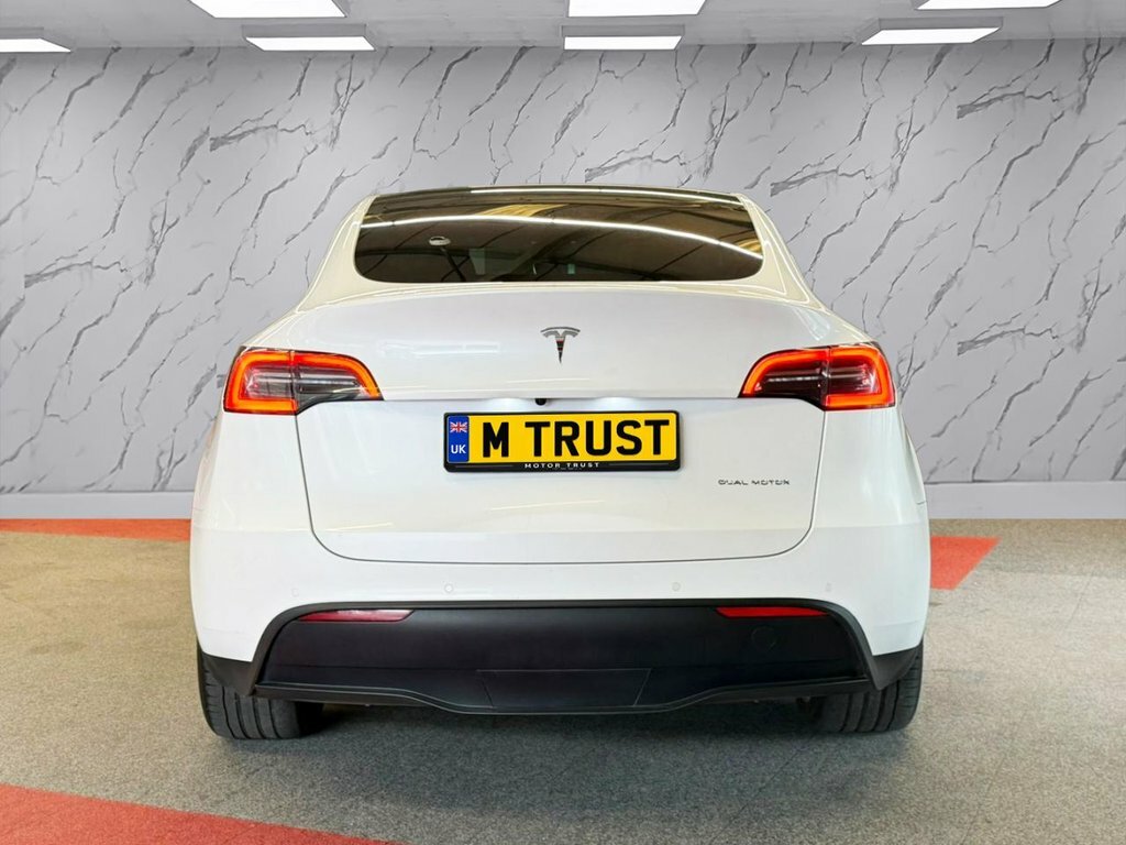 Tesla Model Y Suv AF72TNJ White #6