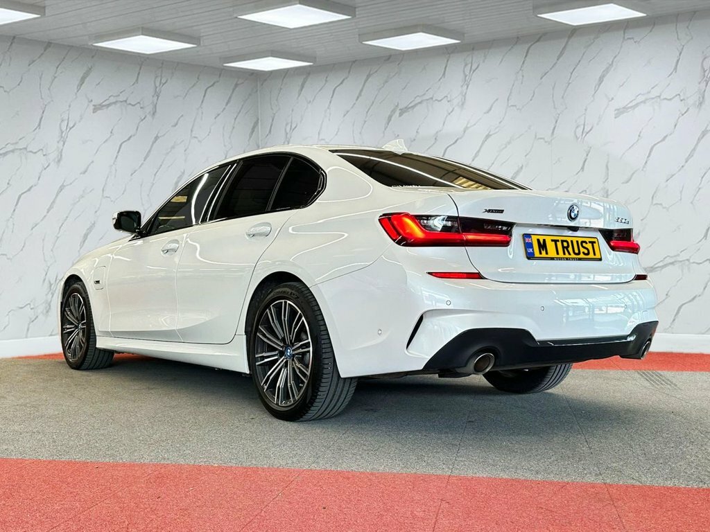 BMW 3 Series 2L M Sport YJ22SJO White #6