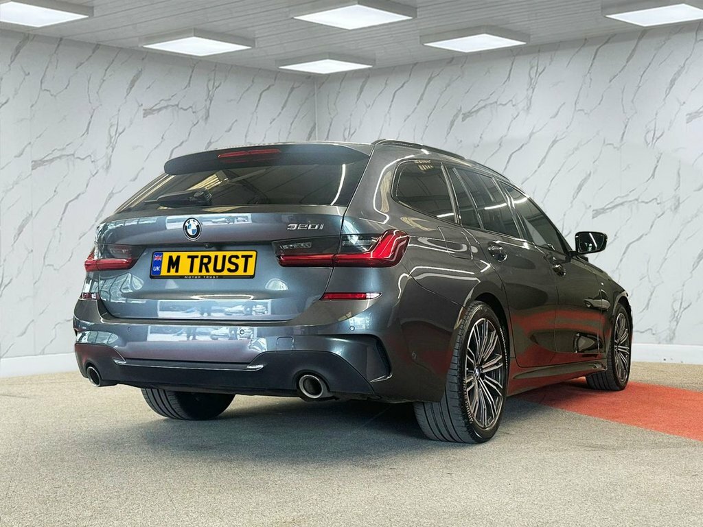 BMW 3 Series 2L M Sport YE22EFK Grey #5