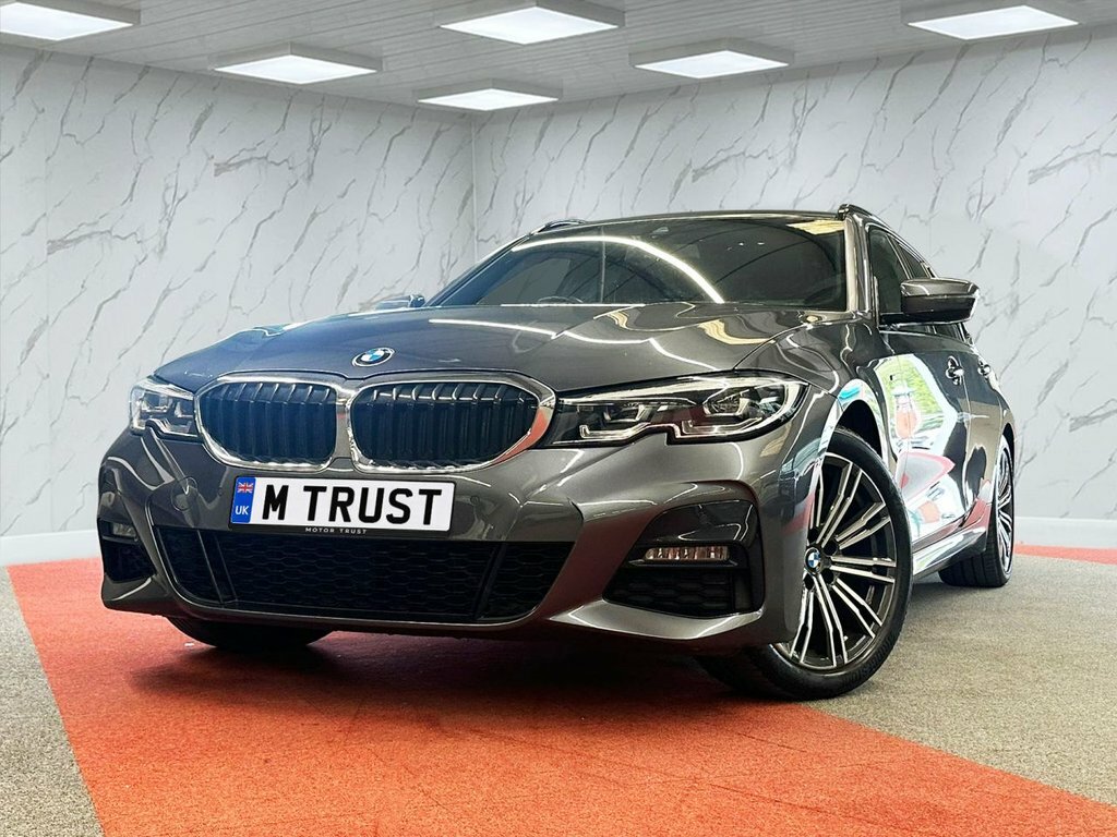 BMW 3 Series 2L M Sport YE22EFK Grey #4
