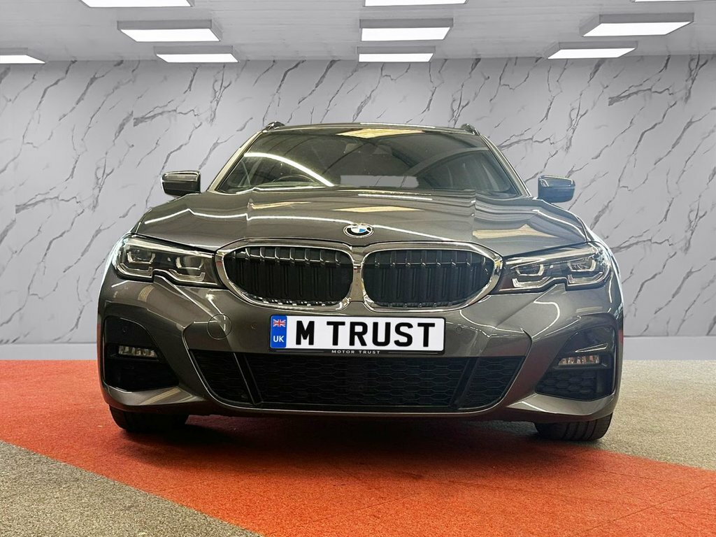 BMW 3 Series 2L M Sport YE22EFK Grey #2
