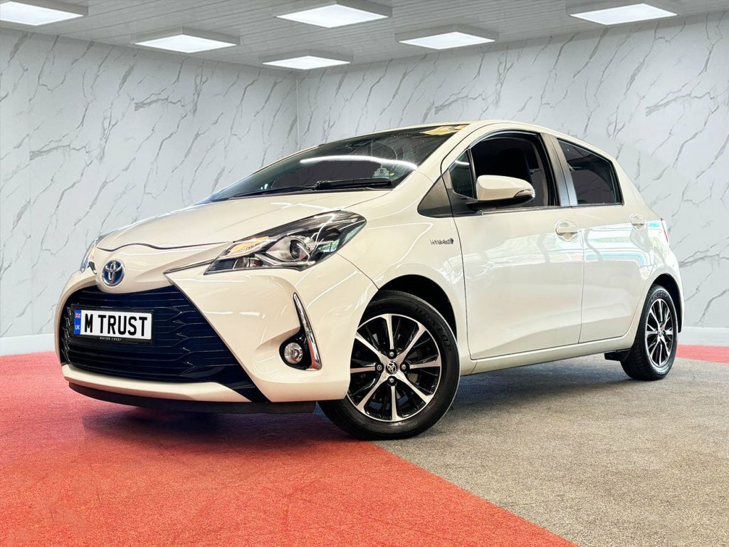 Toyota Yaris 1L Icon Tech BM19KVY White #4