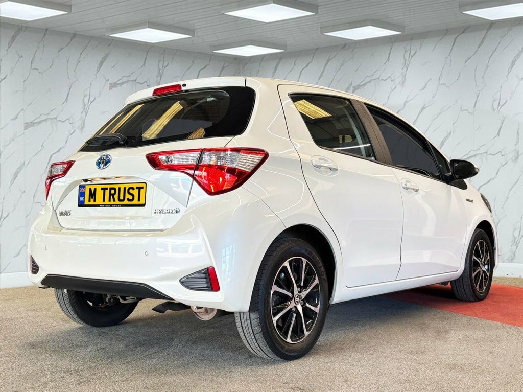 Toyota Yaris 1L Icon Tech BM19KVY White #6