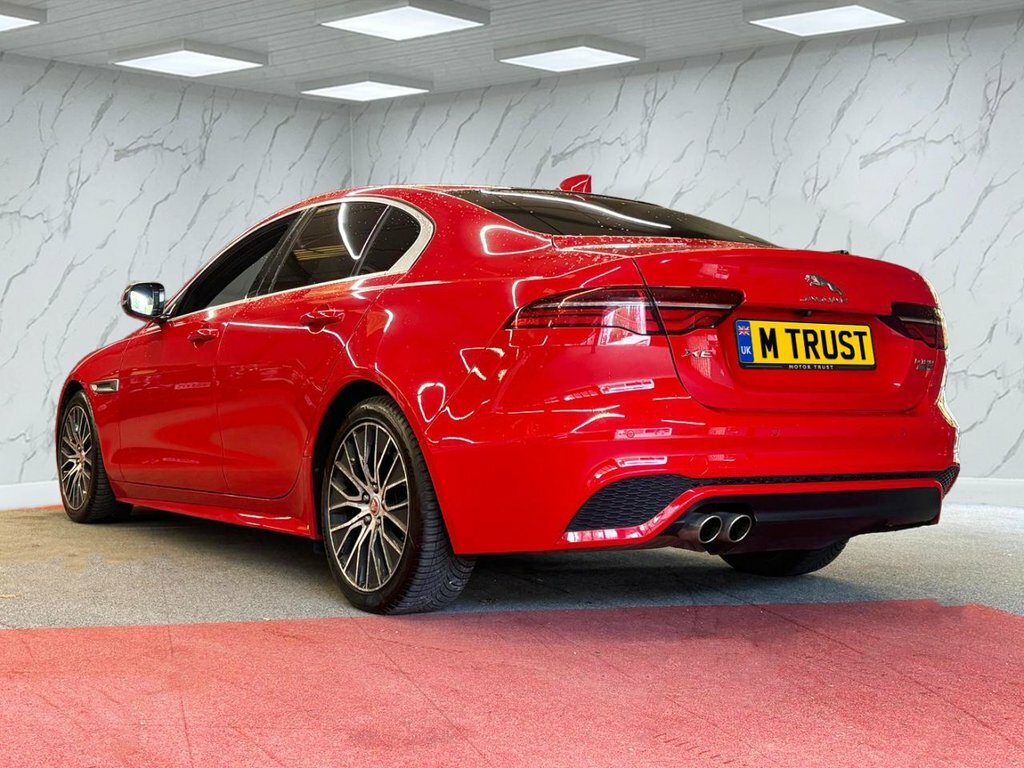 Jaguar XE 2L R-dynamic S SP69TFN Red #6