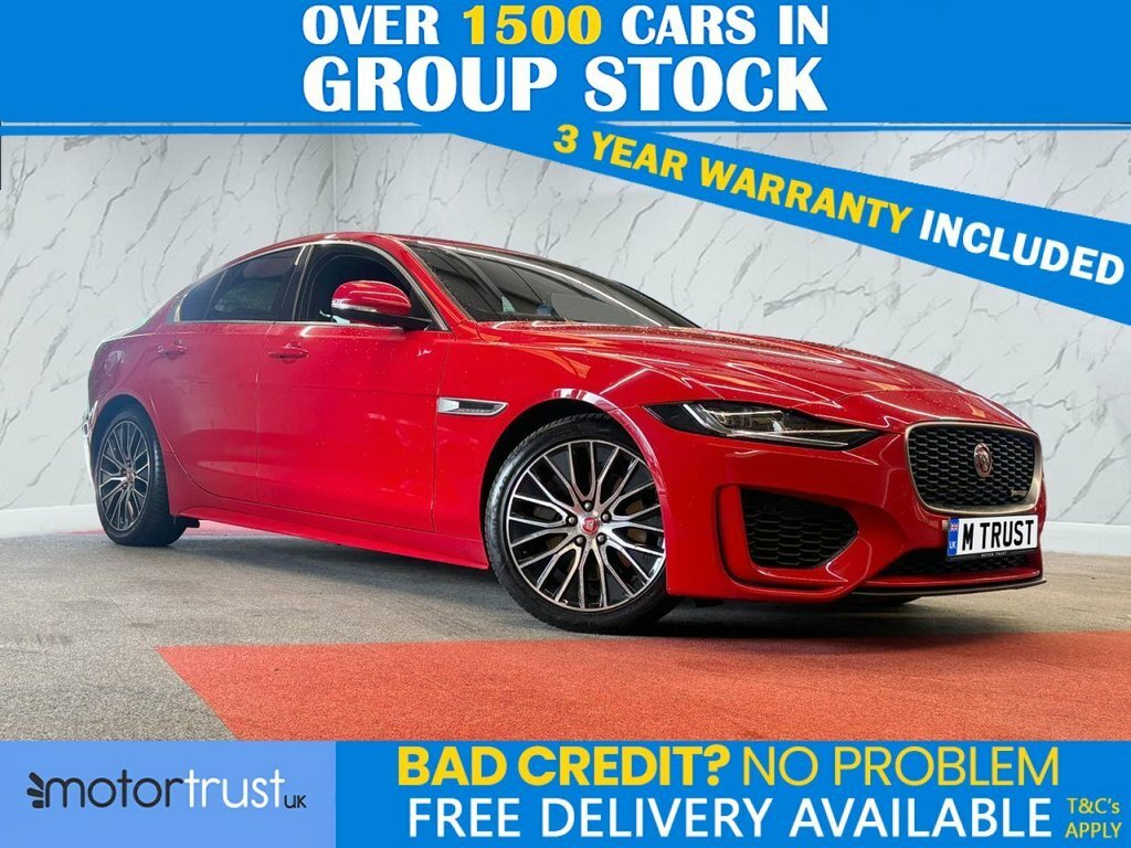 Jaguar XE 2L R-dynamic S Red