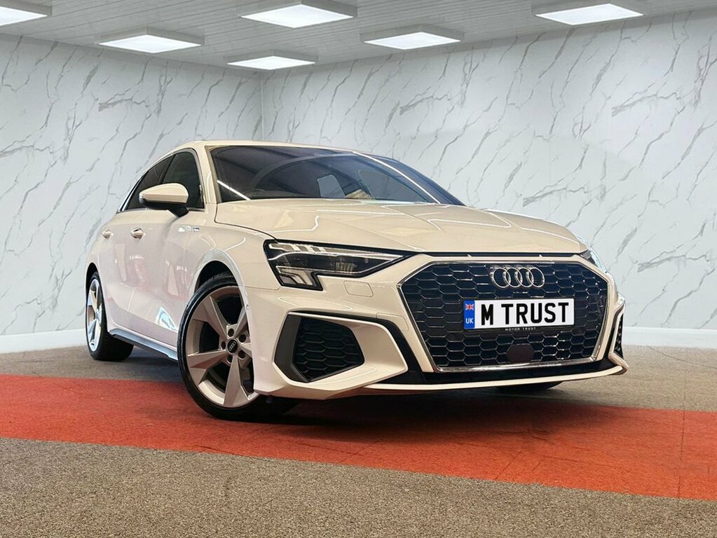 Audi A3 1L S Line DE22PSZ White #2