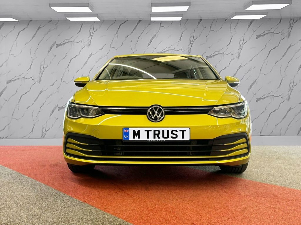 Volkswagen Golf 1L Life PN70VUF Yellow #2