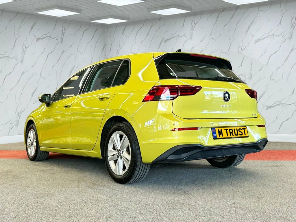 Volkswagen Golf 1L Life PN70VUF Yellow #5