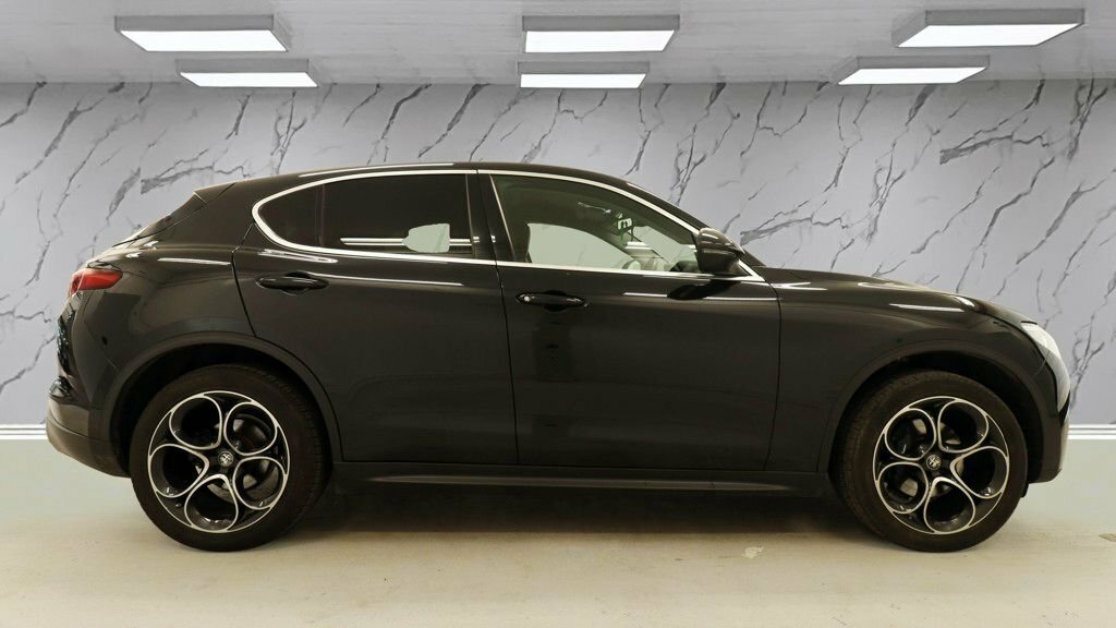 Alfa Romeo Stelvio 2L Speciale RX19MRU Black #5