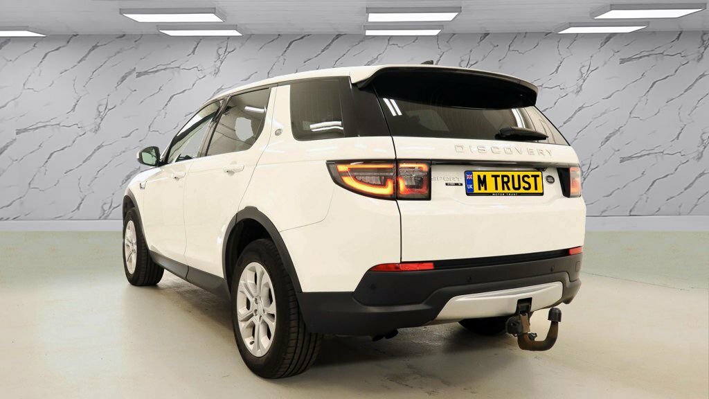 Land Rover Discovery Sport 2L S YO69XLH White #3